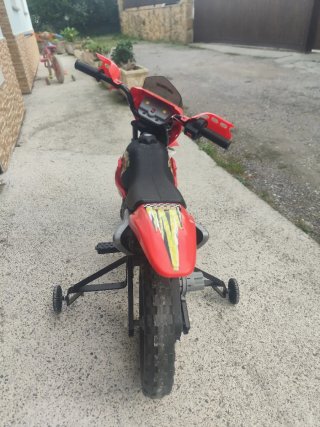 Moto Feber a batería sin cargador