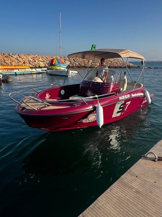 Barco Aqua24 S7