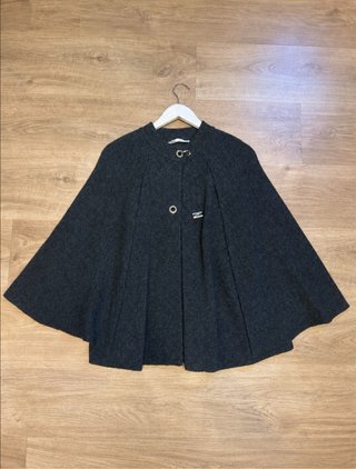 Capa Zara Gris Zara