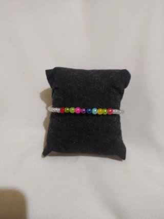 Pulsera Elástica de Perlas Blancas y Multicolor
