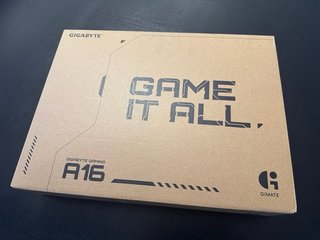 PORTATIL GAMING GIGABYTE AMD RYZEN 7 260 32GB 5070
