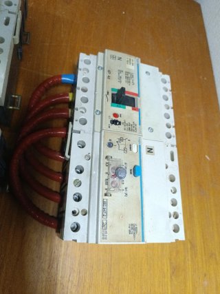 Interruptor Diferencial Hager HN 125