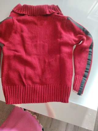 Chaqueta de punto roja con cremallera