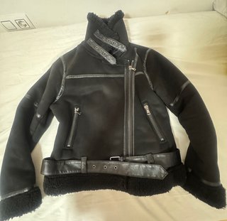 Chaqueta Negra Zara