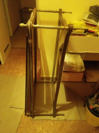 Mesa de centro de madera y cristal