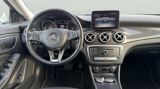 Mercedes-Benz CLA Shooting Brake 180 90 kW (122 CV)