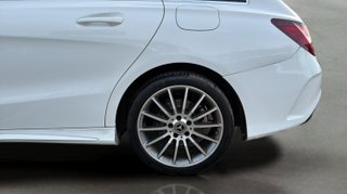 Mercedes-Benz CLA Shooting Brake 180 90 kW (122 CV)