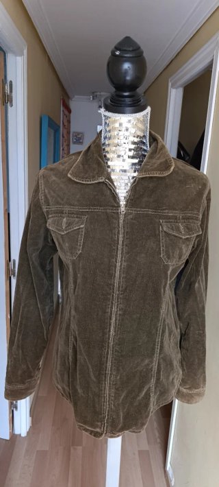 Chaqueta de pana Zara TRF verde militar M