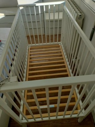 Cuna Blanca de Madera