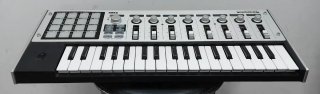 Controlador MIDI Korg microKONTROL