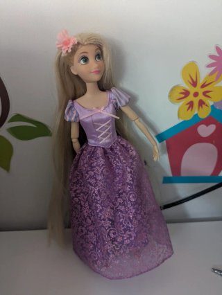 Muñeca Rapunzel Disney Morada