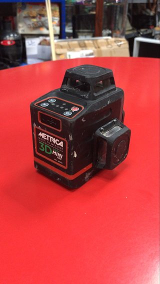 Nivel Láser Metrica 3D Mini Usado