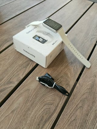 Smartwatch Samsung Galaxy Fit3 Silver/White