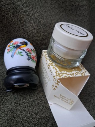 2 Frascos Perfume Avon Nearness Antiguos