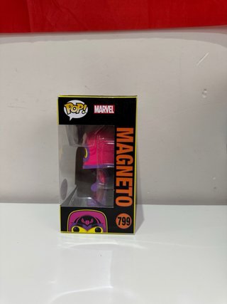 Funko Pop Magneto Marvel 799