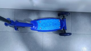 Patinete infantil azul 3 ruedas,molto