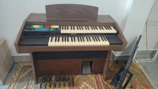 Órgano Eléctrico Lowrey(PRECIO NEGOCIABLE)