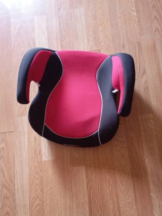 Asiento elevador coche infantil
