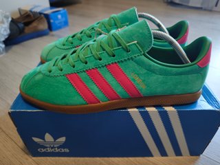 Adidas London size? Green Pink Gum