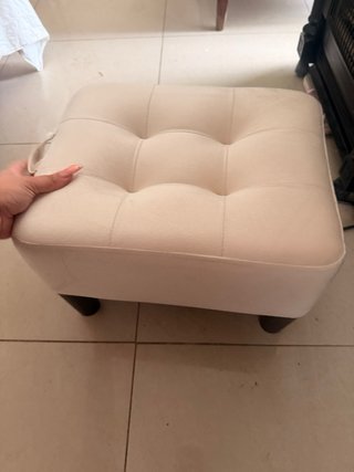 Puf Beige con Gambe Scure