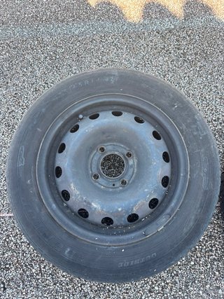 Llanta de hierro 206 con neumático Dunlop