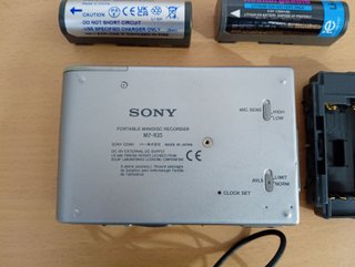 Sony MZ-R35 MD Walkman Digital Recorder