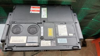 Portátil Toshiba Satellite Antiguo