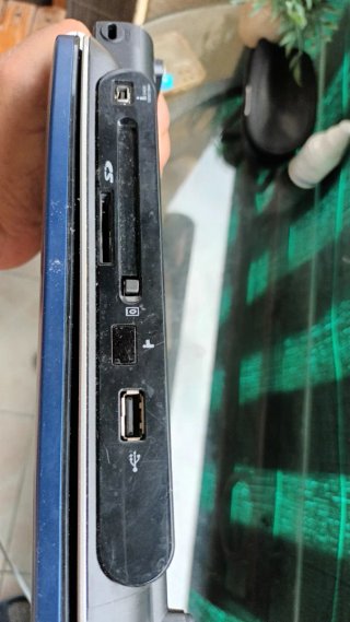 Portátil Toshiba Satellite Antiguo