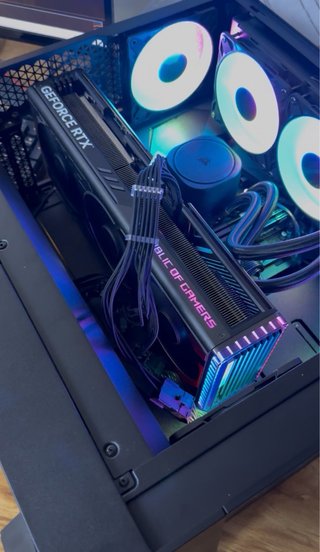 RTX4090 | Trato en persona