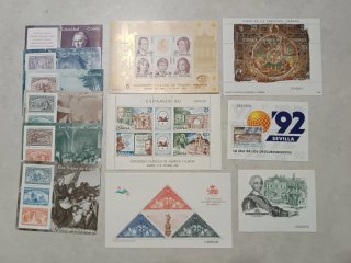 Lote de 12 Hojitas.  Sellos de España.