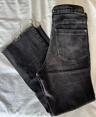 Pantalón vaquero negro