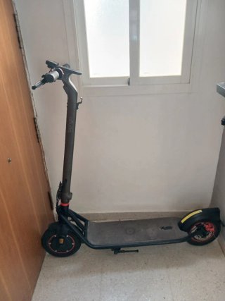 Patinete Eléctrico Cecotec Bongo