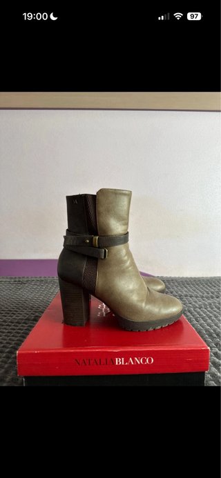 Botines Natalia Blanco Marrones Talla 37