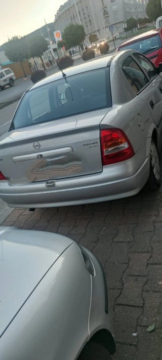 Opel Astra 2001