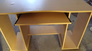 Escritorio madera beige y marrón