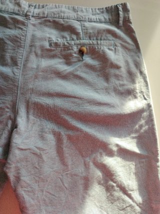 Pantalón corto de lino azul