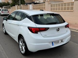 Opel Astra 2016