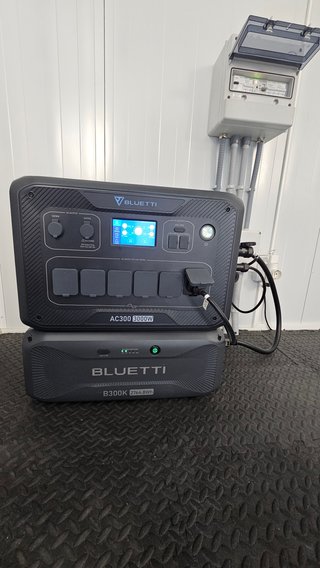 Estación de Energía Bluetti AC300 + B300K