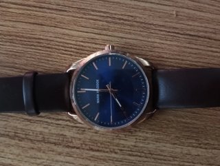 Reloj Mark Maddox Azul y Dorado