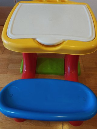 Escritorio Infantil de Plástico