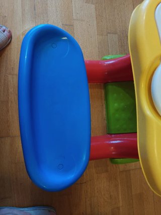 Escritorio Infantil de Plástico