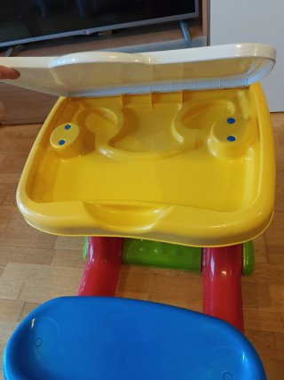 Escritorio Infantil de Plástico