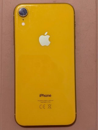 iPhone XR Amarillo