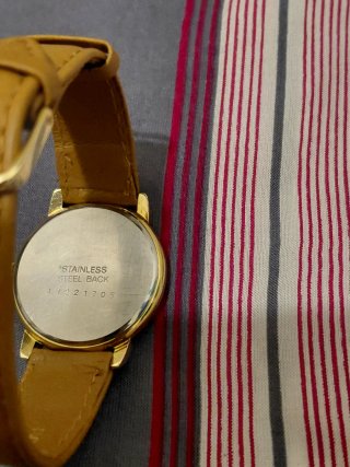 Reloj Justina Acero Inoxidable Dorado