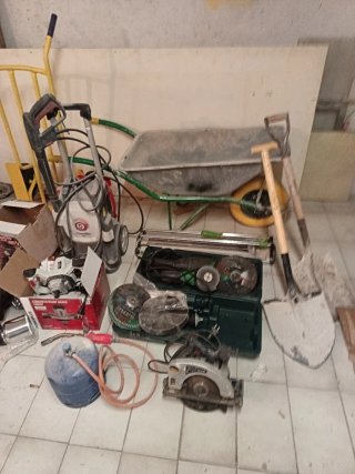 Lote de herramientas de construcción
