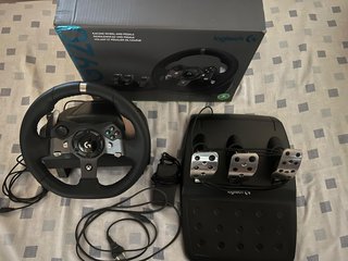 Volante Logitech G920 con Pedales