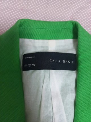 Chaqueta Zara verde mujer
