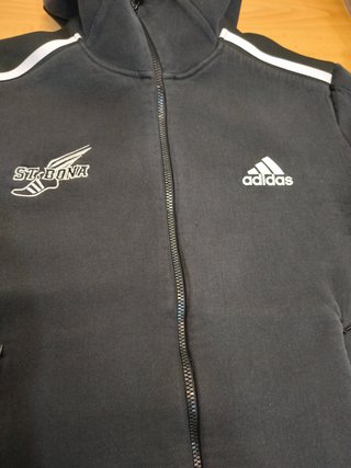 Sudadera - hoodie Adidas con capucha y cremallera.