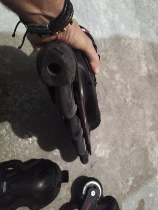 Patines en línea Talla 39 + Protectores