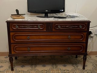 Cómoda/peinadora Vintage de Madera y Mármol